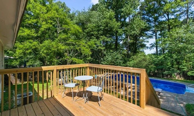 New Castle House | Park Drive Picturesque