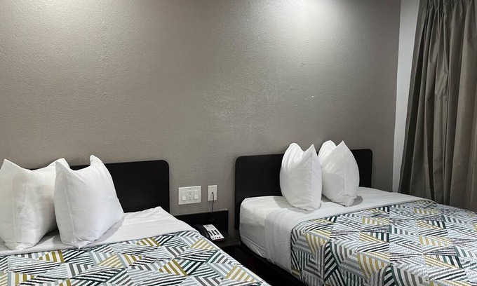 Pleasant Grove Hotel | Motel 6 Dallas, Tx – St. Augustine / Hwy 175