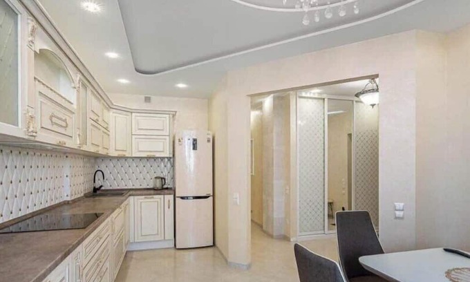 Pervomaysky District Apartment | Modern apartment with spacious kitchen