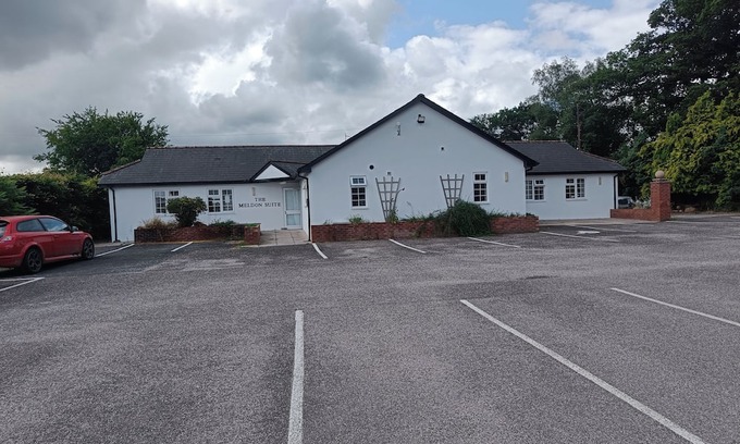 Graddon Cross Hotel | Betty Cottles Inn