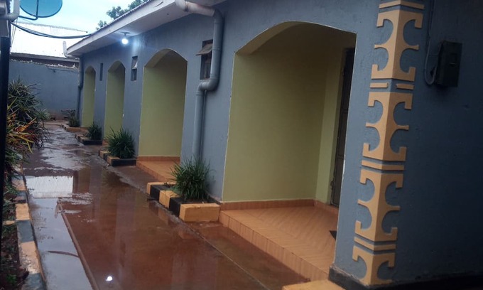 Busia House | La-Tereza Guest house