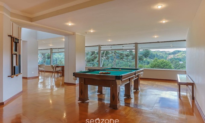Vila Everest Apartment | Apart w Beautiful View in Campos do Jordao Lvr0003