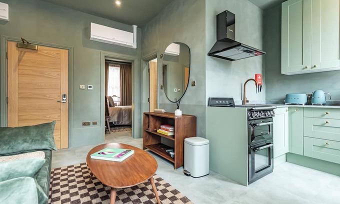 King's Cross Apartment | Maison Rokxy