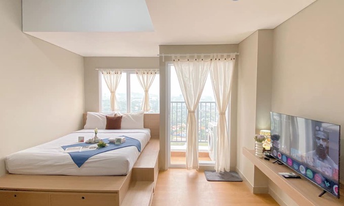 Kedungmanggu Apartment | Modern Minimalist Studio Apartment Lrt City Sentul - Royal Sentul Park