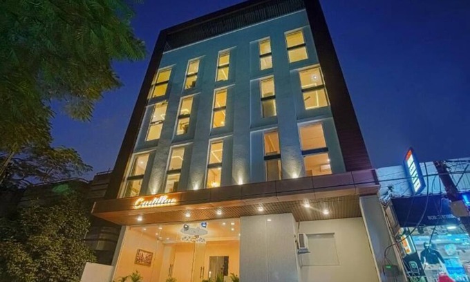 Mahmoorganj Hotel | Perfectstayz Premium Varanasi