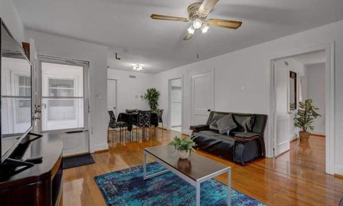 Durham Apartment | Buchanan 1br At Duke East Campus 1 Bedroom Apts by Quantum Suites