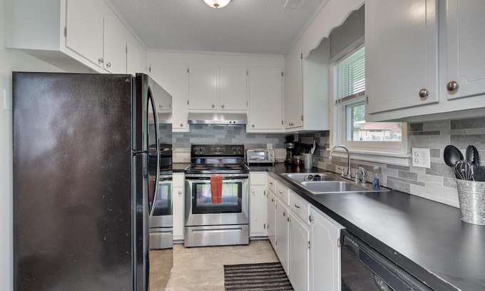 Durham Apartment | Duke Ramp Champ 3br 3 Bedroom Apts by Quantum Suites