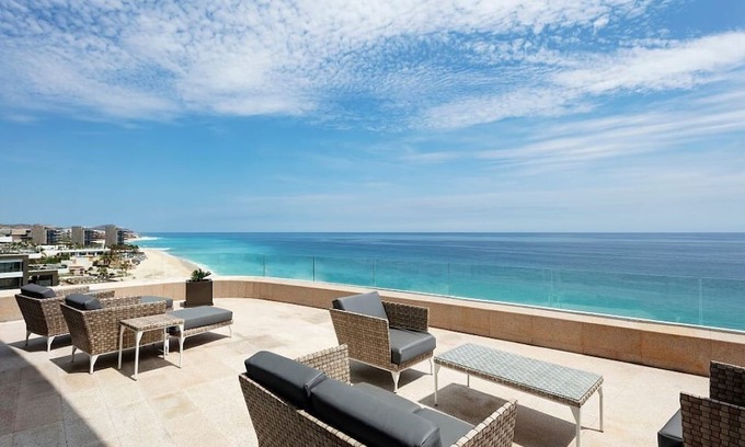 Cabo San Lucas Apartment | Ultra Luxurious 4 Bedroom Penthouse @ THE Garza Blanca Beach Resort 6,500+ SQ FT
