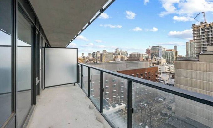 Garden District Condo | Modern Condo by Dundas Sq, 3BDR/2BTH + City Views