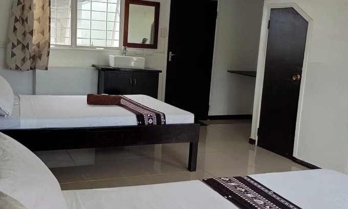 Martintar Hotel | Gray Inn
