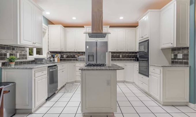 Northwest Portland House | Paradise on Priscilla #41568