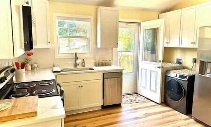 Hendersonville House | The Song Oasis - Near Nashville 5 Star R&R