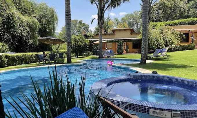 Valle de Bravo Hotel | Al Hotel La Joya