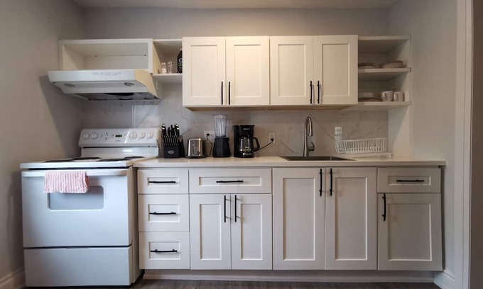 Vanier North Apartment | Downtown apartment