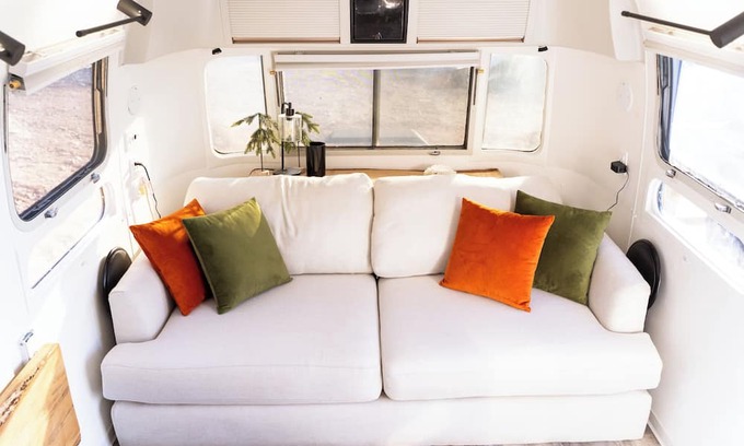 Sand Gap House | Mountain Air Escape's Airstream Excella w/Hot Tub- Couples Retreat