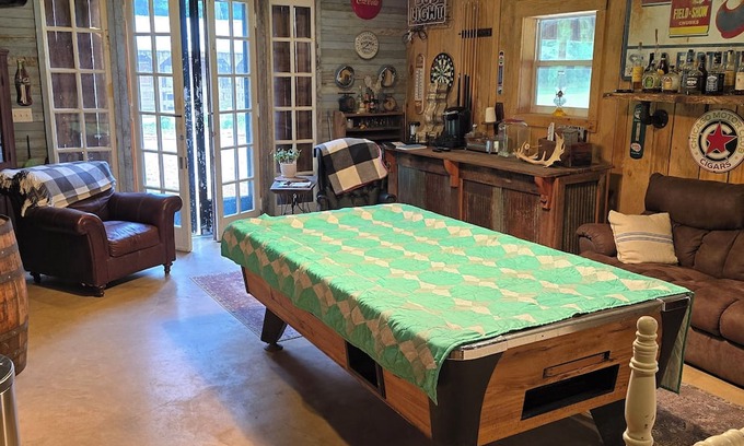Chickamauga Cabin | Rustic Haven