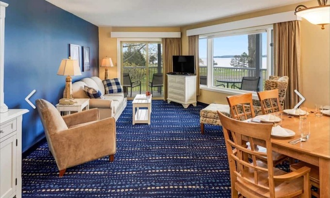 Glen Cove Condo | Oceanfront 1 Bedroom Fully Equipped Condo located at Samoset Resort
