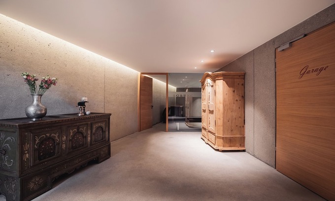 San Lorenzo di Sebato Hotel | Castel Maurn