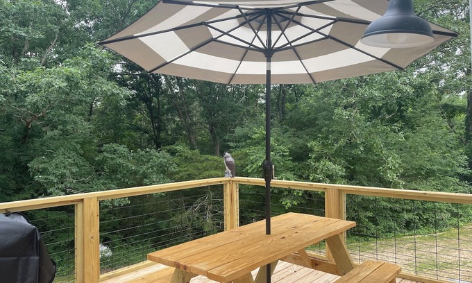 Jamestown House | Charming 2-bedroom house with AC and WiFi in Jamestown