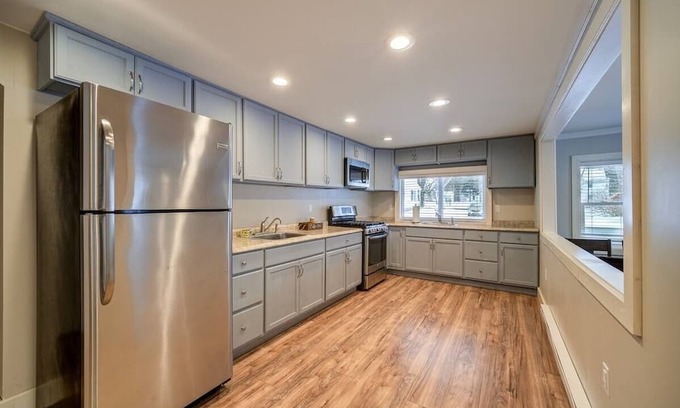 Tannersville House | NEW LISTING! Spacious Getaway with Nearby Dining | Yard Games by RedAwning