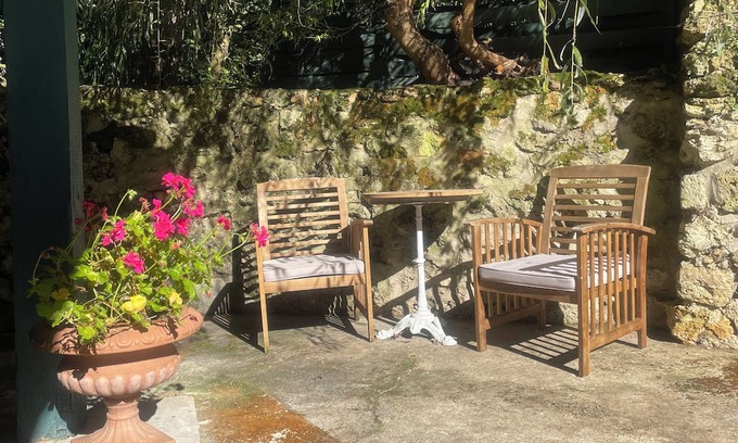 Saint-Cyr-sur-Morin Cottage | Lovely 3-bedroom cottage between Disneyland, Paris and Champagne Reims