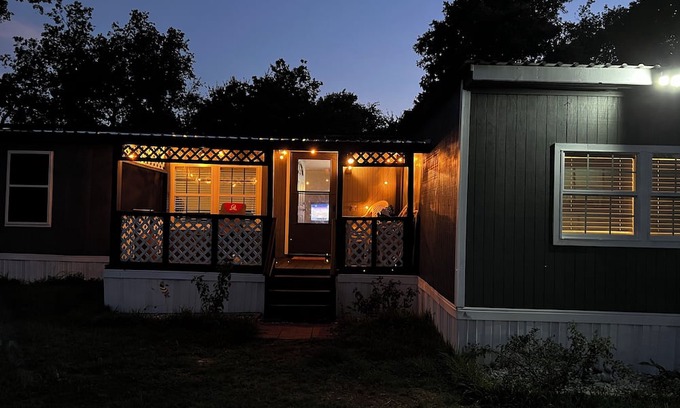 Pledger House | Budget-Friendly Privacy Home Newly Renovated