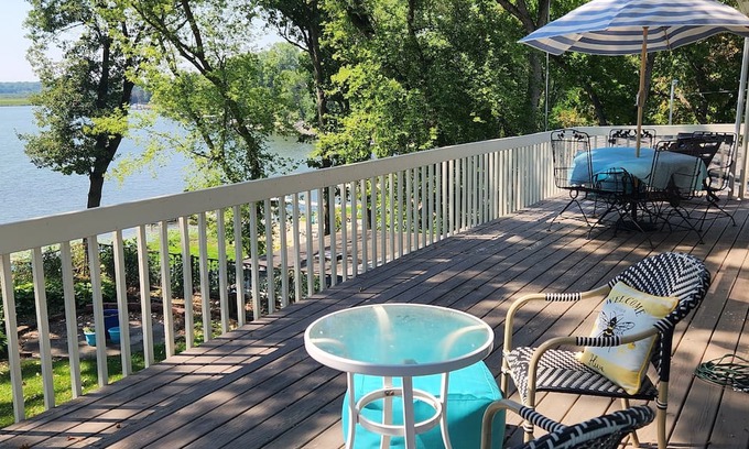Potter Lake House | Potter Lake Family Home