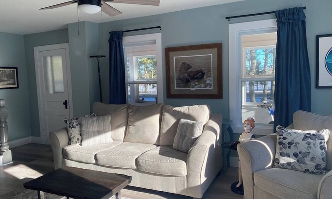 Gaspereaux House | Large private home with deck - 5 min from the beach!