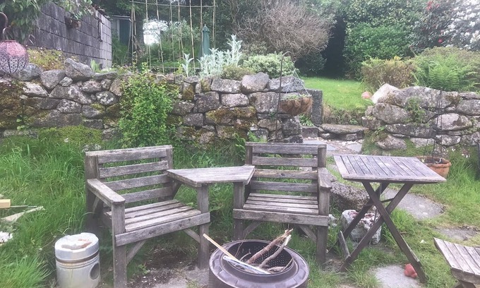Warleggan House | Character farmhouse in the middle of Bodmin Moor with games room & pet friendly.