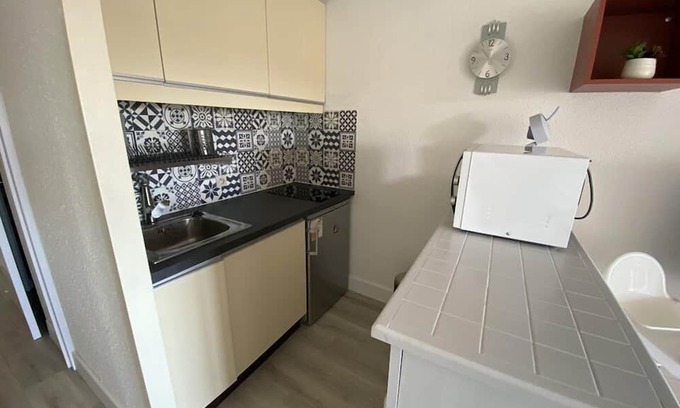 Le Grau-Du-Roi Apartment | Charming 3 Sleeps, Parking, Beach 500m, Suitable for families, Wifi