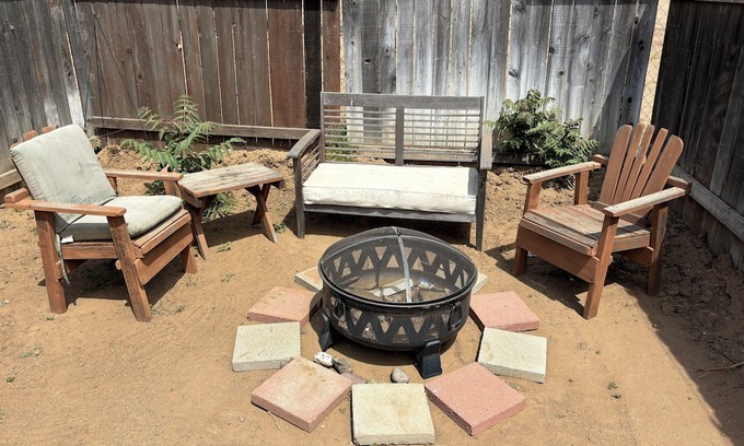 Hemet House | Daisy Dukes Unique & Fun Private Custom Home on Horse Ranch!