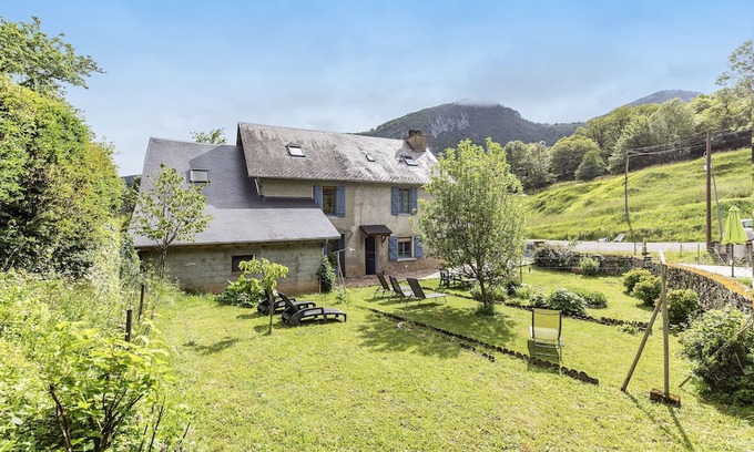 Beaudean House | Le Ruisseau - Maison vue montagne pour 10