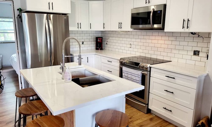 Magnetawan Cottage | Creekside Retreat on Whalley Lake