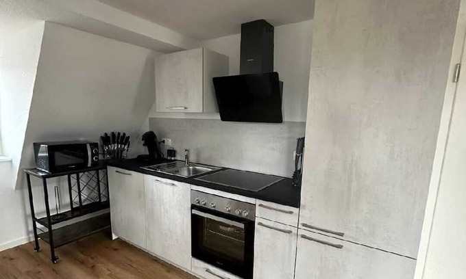 Villingen-Schwenningen Apartment | Fewo in Einem Denkmalgeschützten Haus in Zentr. Lage und Guter Verkehrsanbindung