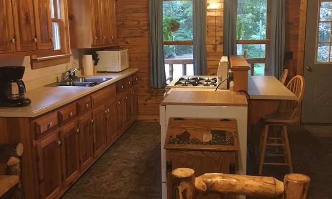 Sycamore Valley Cabin | Peaceful cabin retreat
