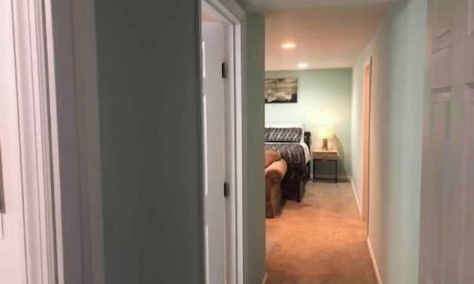 Milford House | 3 Spectacular Room Hudson