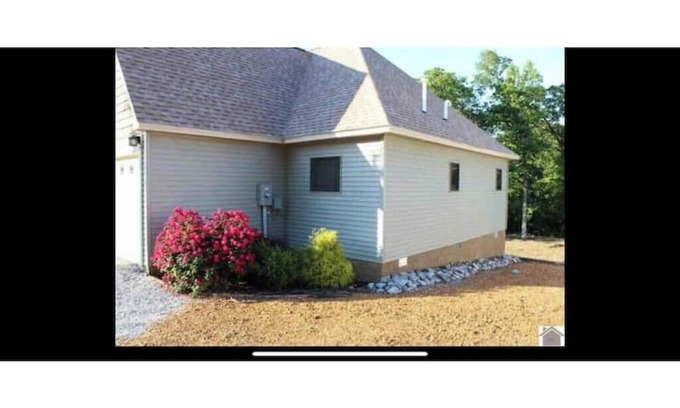 Gilbertsville House | The Perfect Lake Home GetAway!