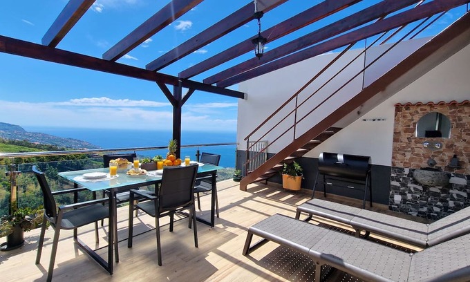 Ponta do Sol House | Valley Miradouro View by LovelyStay