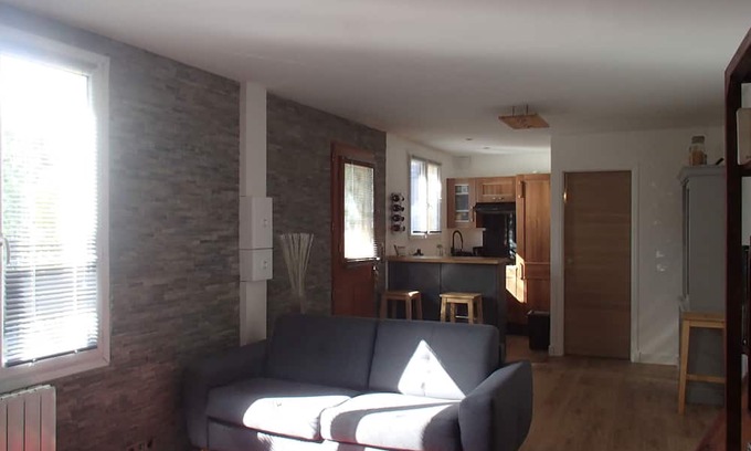 Pierrefitte-sur-Seine House | Petite Maison de Charme Tout Proche des Sites Olympiques !