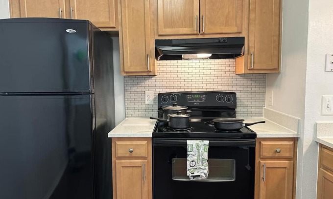 Gaithersburg Apartment | Cozy Home by Rio Lakefront