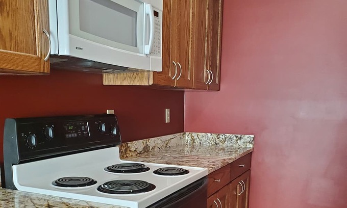 Gahanna House | Peaceful and Convenient Home is HERE for YOU!