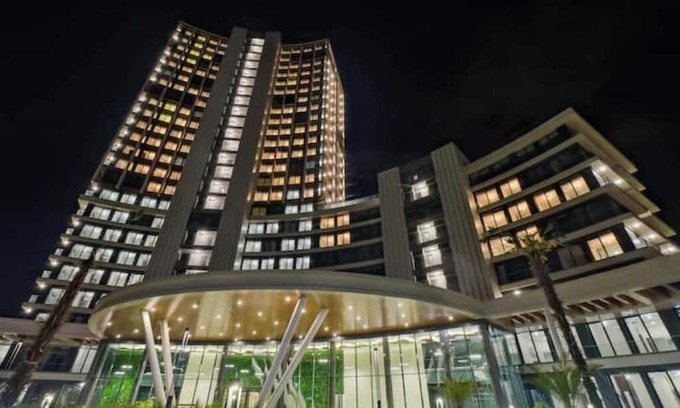 Basaksehir Apartment | Aspen - Modern Design 2BR Apt w/ Parking & Gym