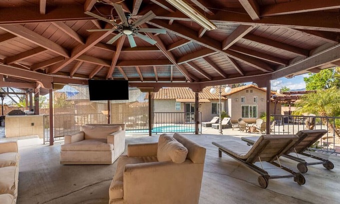 Valle Vista House | Breathtaking Desert Haven W/ Gazebo and Pool