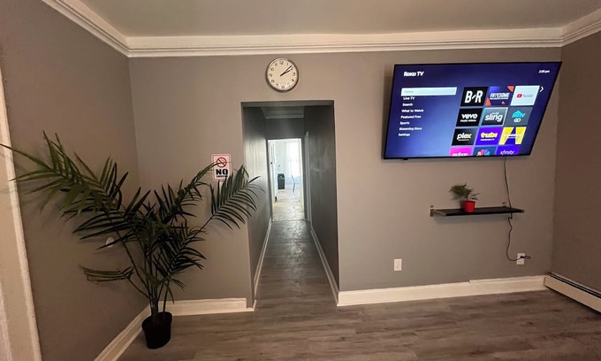 Hillside Apartment | 4 Bedroom Apartment near airport