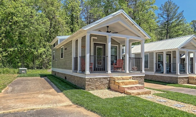 Clarkesville House | The Lake Cabin at Tiny Life