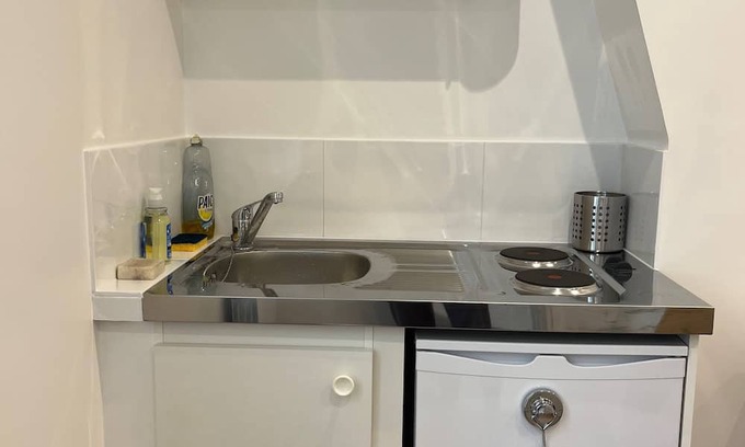 Quartier du Faubourg-Montmartre Apartment | Brand new studio in central Paris near Opéra