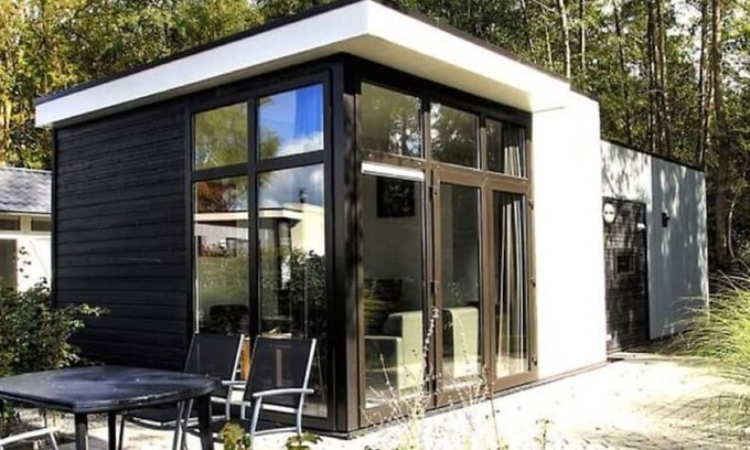 Biddinghuizen House | Cube la Mer 4 by Interhome