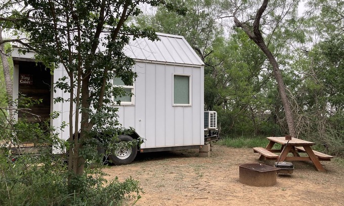 Elmendorf Apartment | Tiny home nestled in a small patch of forest 20 minutes south of San Antonio.