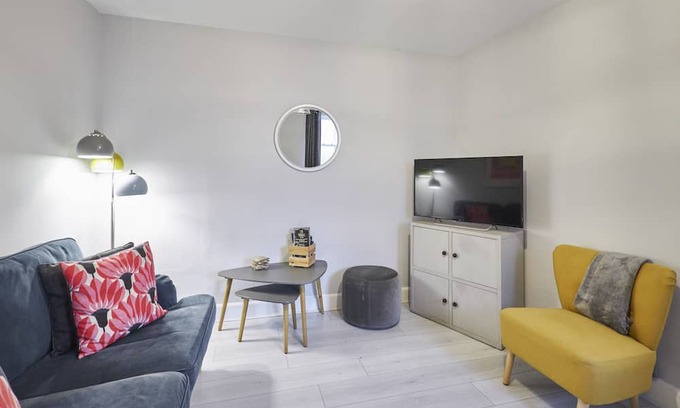 South Charlton Apartment | Host & Stay | Dodds Lane