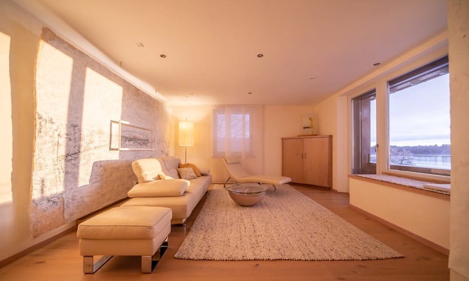 Pelham Apartment | Apartment 'Ferienwohnung Weitblick' with Lake View, Shared Garden and Wi-Fi